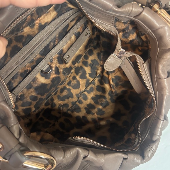 B. Makowsky Mocha Taupe Brown Leather Gathered Leather Shoulder Bag Satchel - Picture 7 of 10